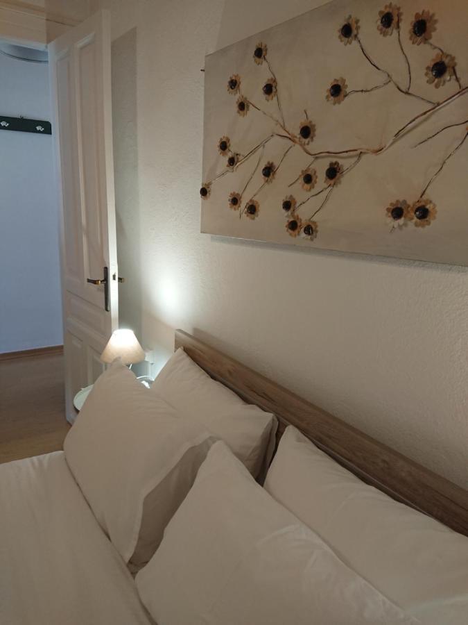 1935 Home Lílaia Exteriör bild